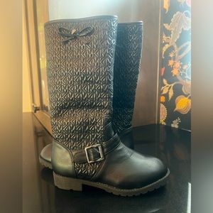 New Without Tags. Girls Michael Kors fall boots! kids size 2!